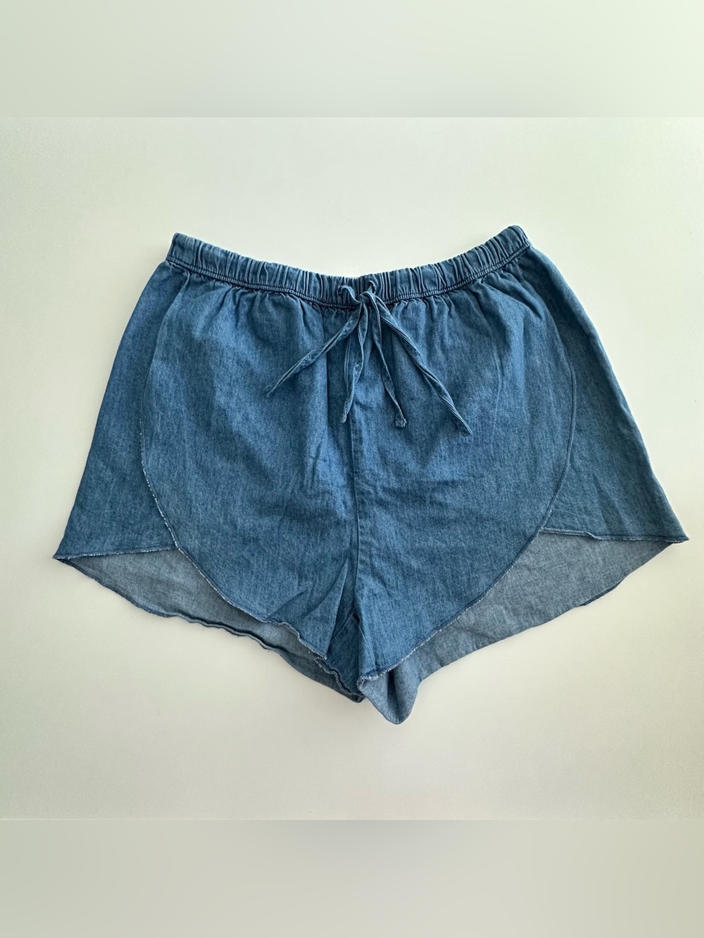 Abercrombie & Fitch Light Blue Chambray Shorts